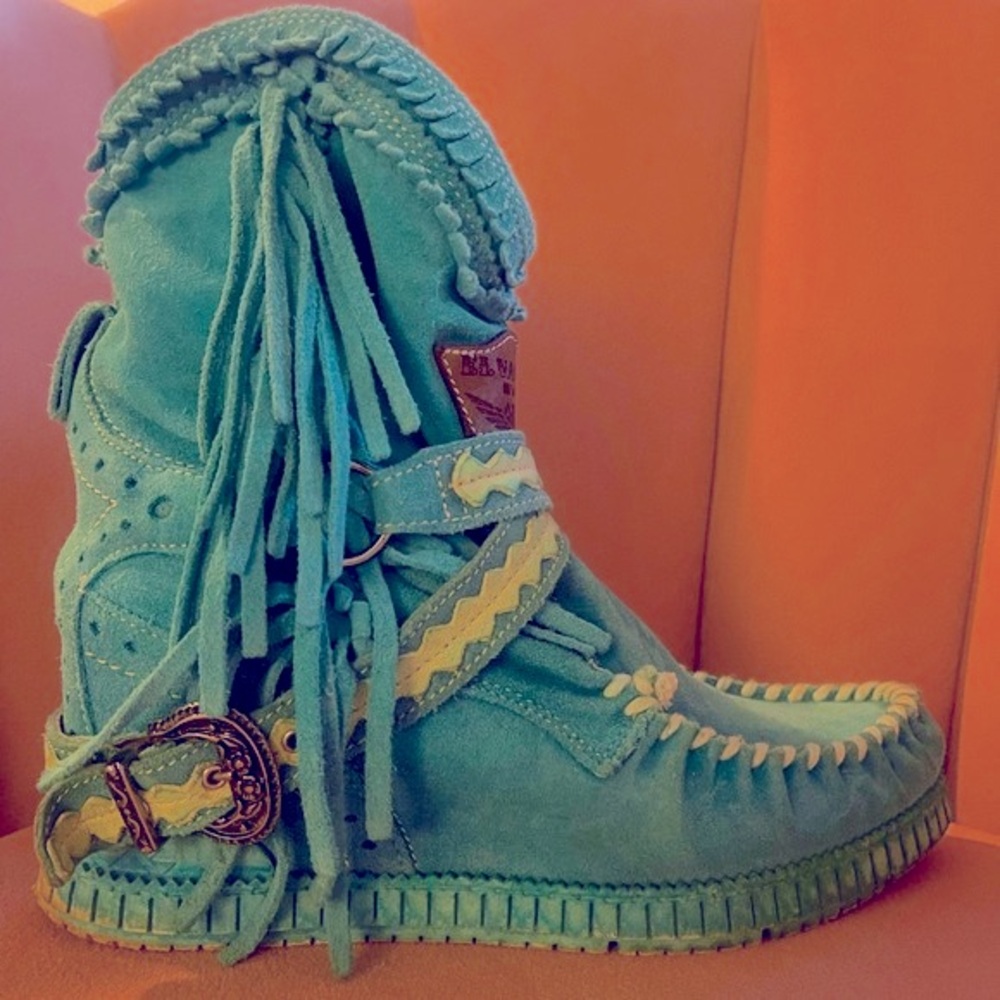 EL VAQUERO  TURQUOISE  SUEDE FRINGE MOCCASIN WEDGE BOOT